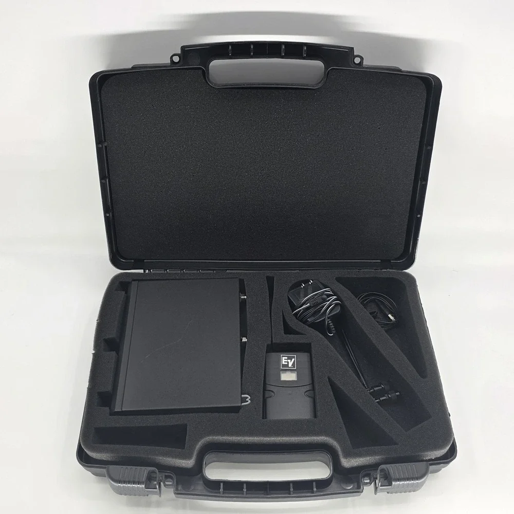 Electro-Voice RE-2 Wireless System Receiver With Clip Microphone Acessories Case